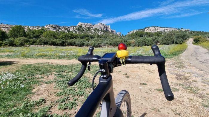 Gravel et VTT dans les Alpilles: Le Parc prend l&rsquo;initiative, les cyclistes seront ils écoutés?…